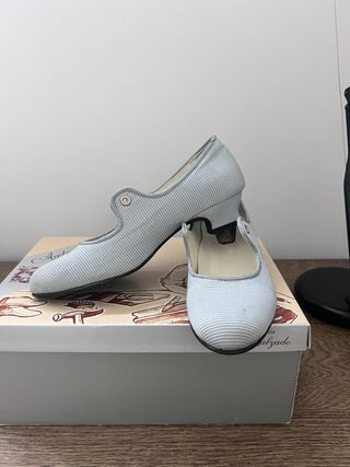 Zapatos Fallera Talla 35