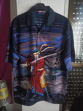 Camisa  Vintage marca OKSOU Hombre Talla L Estampa