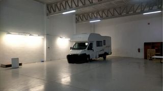 Alquiler garaje para caravanas, furgonetas, motos