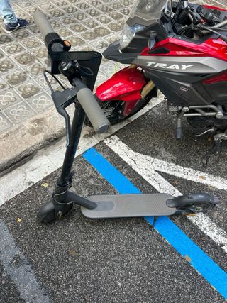 Patinete Eléctrico Xiaomi (cargador incluido)
