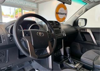 Toyota Land Cruiser 2010
