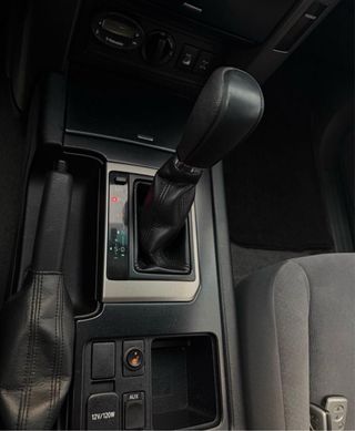 Toyota Land Cruiser 2010