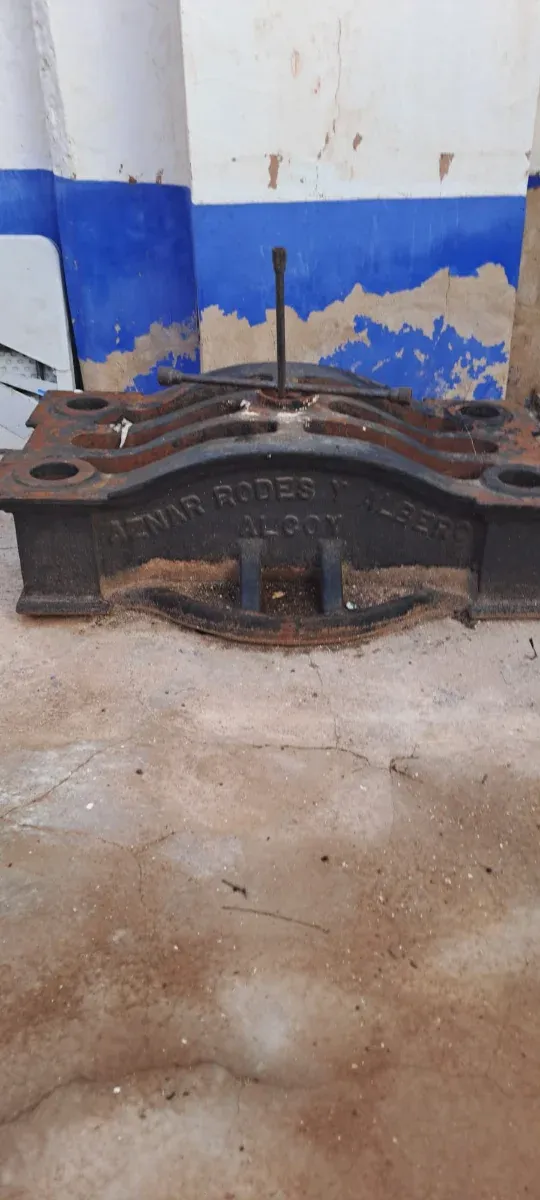 Prensa industrial antigua Aznar Rodes y Albero