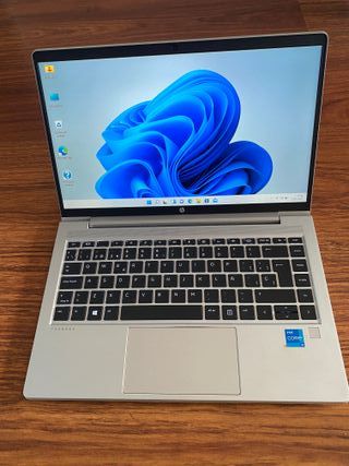 HP 440 G8 Portátil i5 11ª Gen 8/16GB RAM 256GB SSD