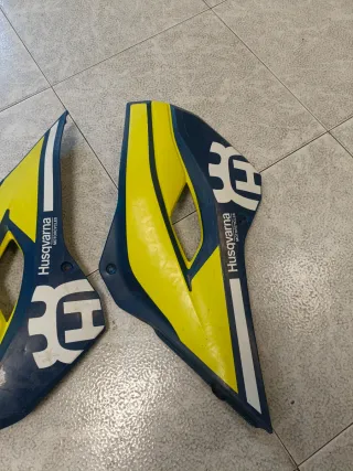 Tapas Laterales Husqvarna 2013-2016