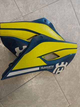 Tapas Laterales Husqvarna 2013-2016