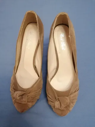Zapatos tacón con plataforma camel
