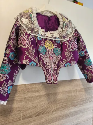 Traje de Fallera adulta .