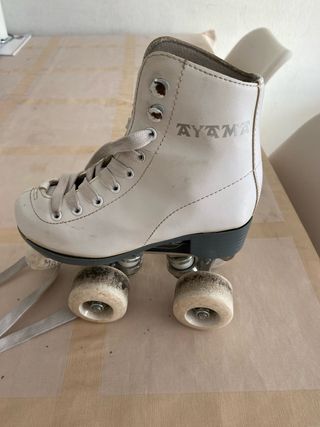 Patines artísticos blancos. Talla 31