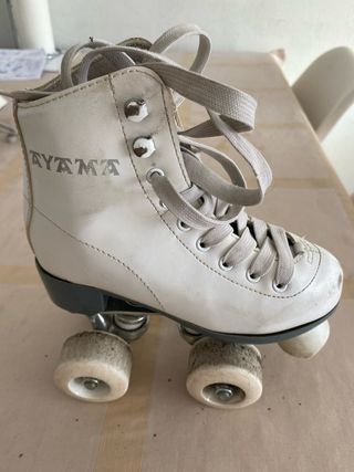 Patines artísticos blancos. Talla 31