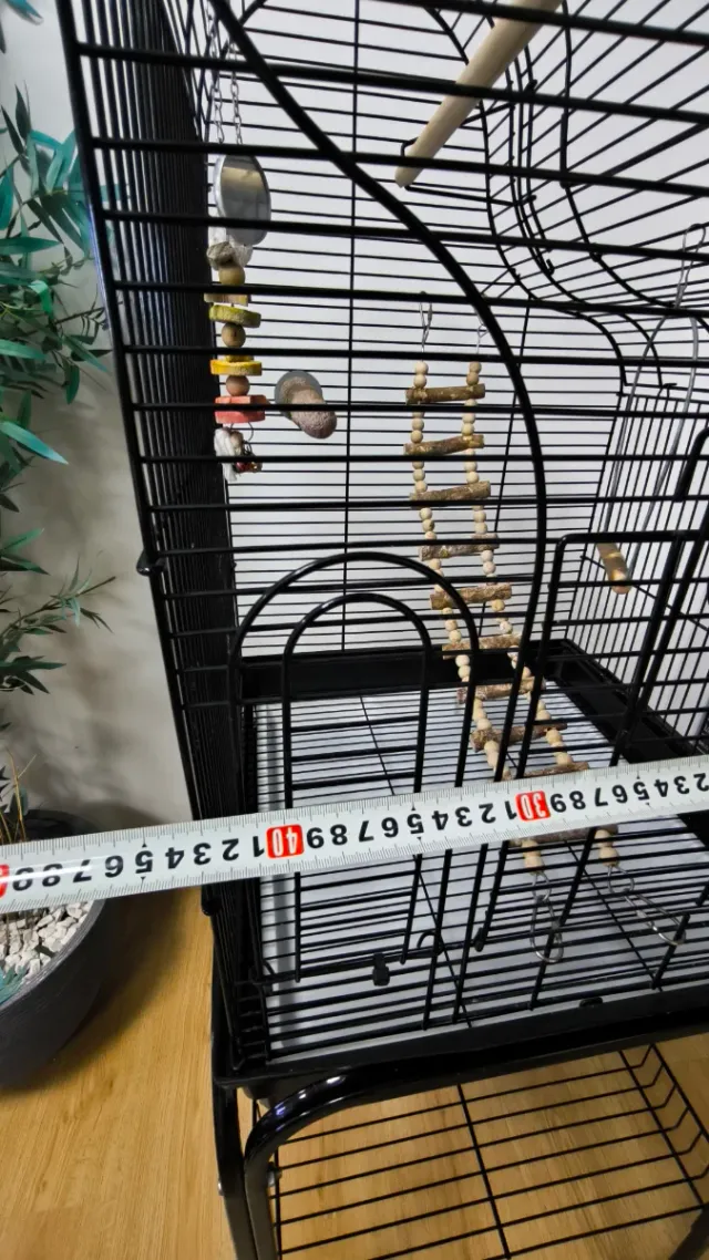 Jaula para pájaros con carro y accesorios