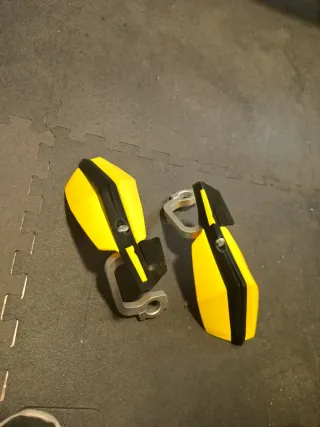 Paramanos moto 22mm amarillo y negro