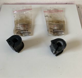 Borrachas Barra Estabilizadora Mitsubishi MR455019