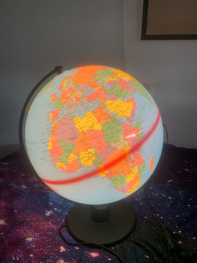 Globo terráqueo lámpara