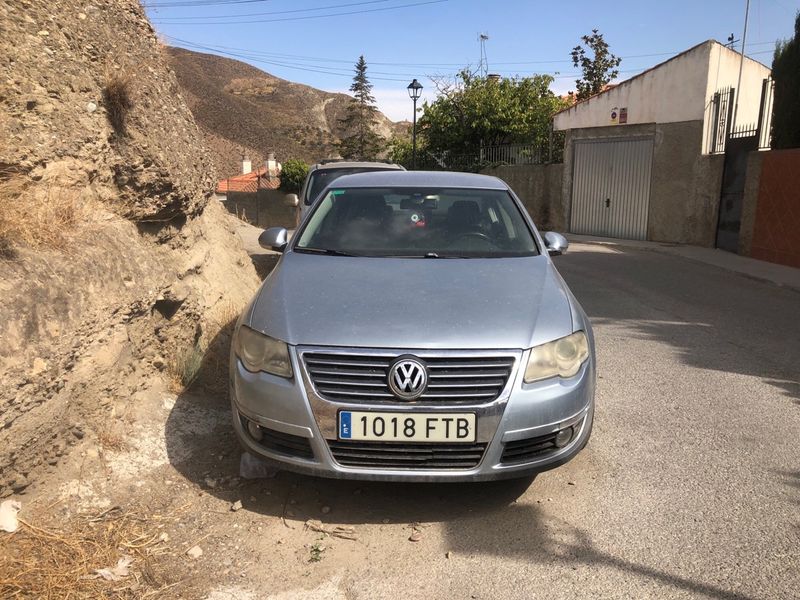 KIA Carnival 2003 - foto 1