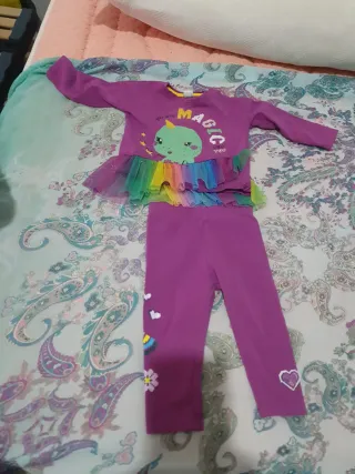 Conjunto hallowhy lila 6 meses