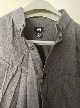 Camisa H&M gris hombre