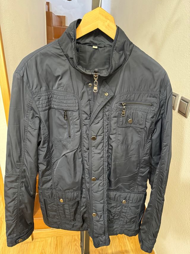 Chaqueta negra hombre