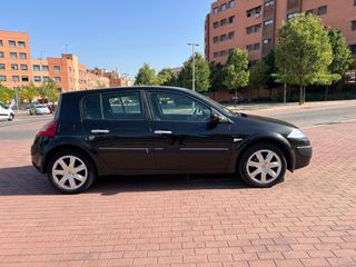 Renault Megane 1.5 DCI 105 CV 5 PUERTAS  