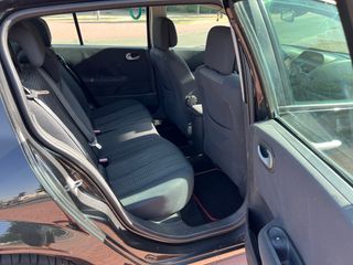 Renault Megane 1.5 DCI 105 CV 5 PUERTAS  