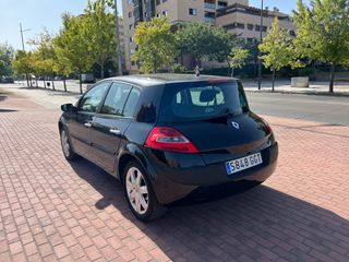 Renault Megane 1.5 DCI 105 CV 5 PUERTAS  