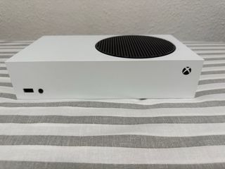 Uso della luce bianca per Xbox Series S