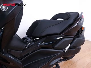 YAMAHA X-MAX 300 TECH MAX