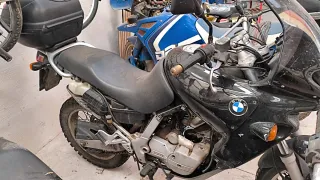 BMW F 650 del 96 de carburación con ITV