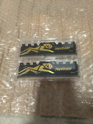 2x RAM DDR4 8GB Apacer Panther