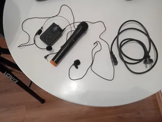 Altavoz Pyle Karaoke Batería Negro mas tripode