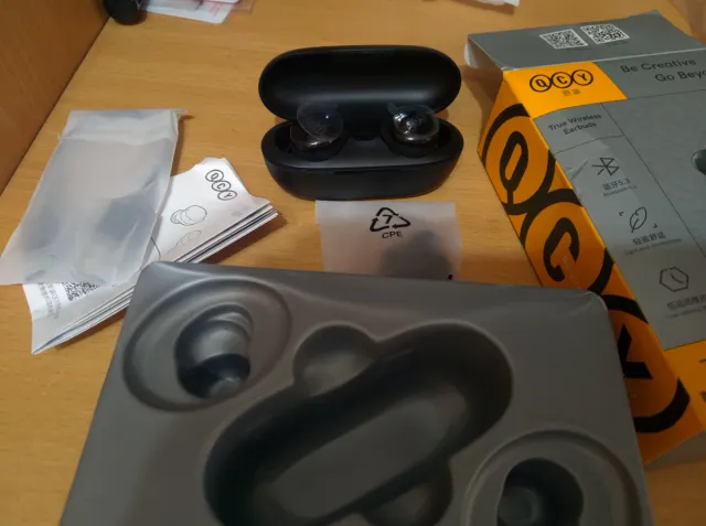 Auriculares QCY Táctiles Inalámbricos Negros