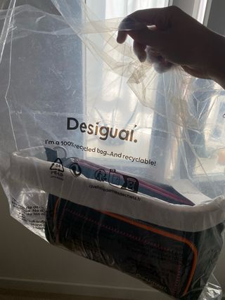 Bolso Desigual Negro y Rosa Nuevo con Etiqueta