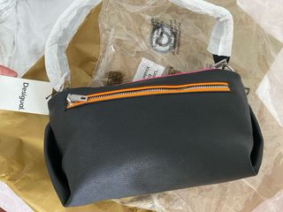 Bolso Desigual Negro y Rosa Nuevo con Etiqueta