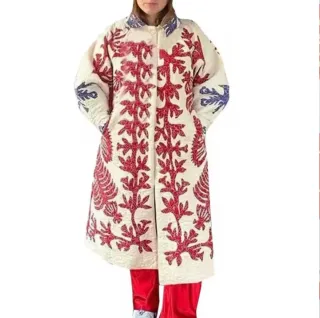 Chaqueta larga bordada mujer