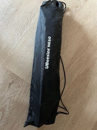 Trípode UBeesize NE60 50'' con soporte móvil