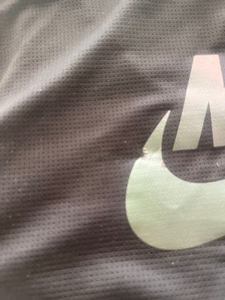 Top deportivo Nike Air negro