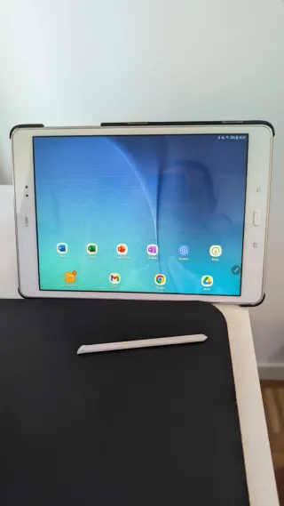 Samsung Galaxy Tab A SM-P550 con S-Pen
