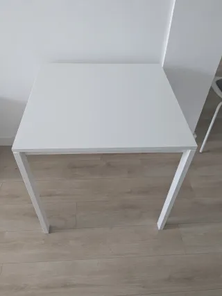 Mesa Ikea VIHALS 74x74cm Blanca