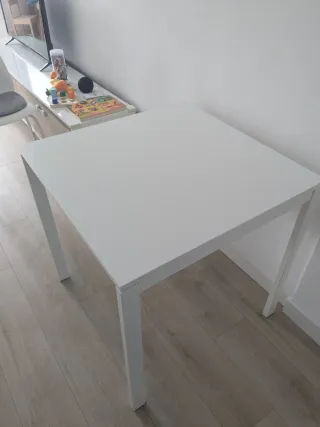 Mesa Ikea VIHALS 74x74cm Blanca