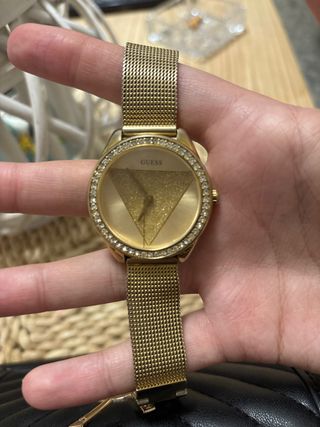 Reloj Guess Dorado para Muñeca Pequeña