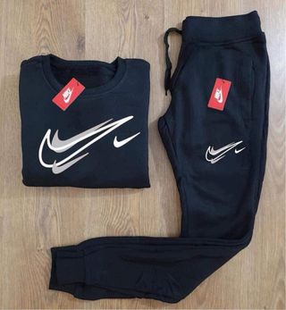 Conjunto deportivo Lacoste