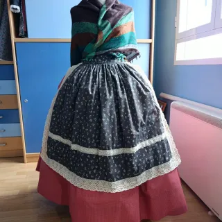 Conjunto regional negro y rosa