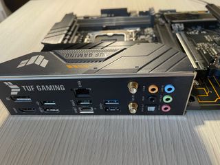 Placa Base ASUS TUF Gaming B660-Plus WiFi D4