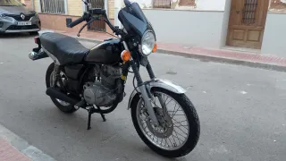 Yamaha SR250 Special.