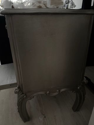 Mesa auxiliar vintage madera y mármol es pesada