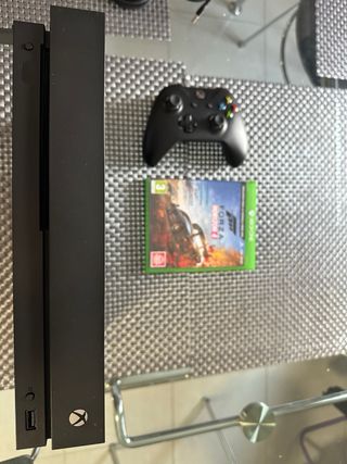 Xbox One X 1TB + 2 Mandos + Forza Horizon 4