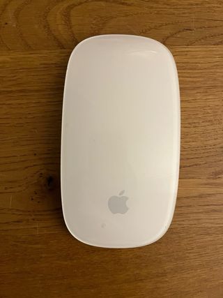 iMac 2.5 GHz Intel Core i5 4GB RAM
