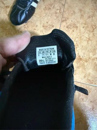 Botas de fútbol Adidas piel negras y azules