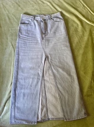 Falda vaquera midi larga Zara