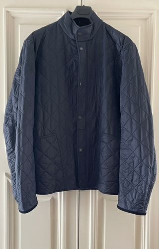 Chaqueta acolchada azul modelo Belmont Barbour